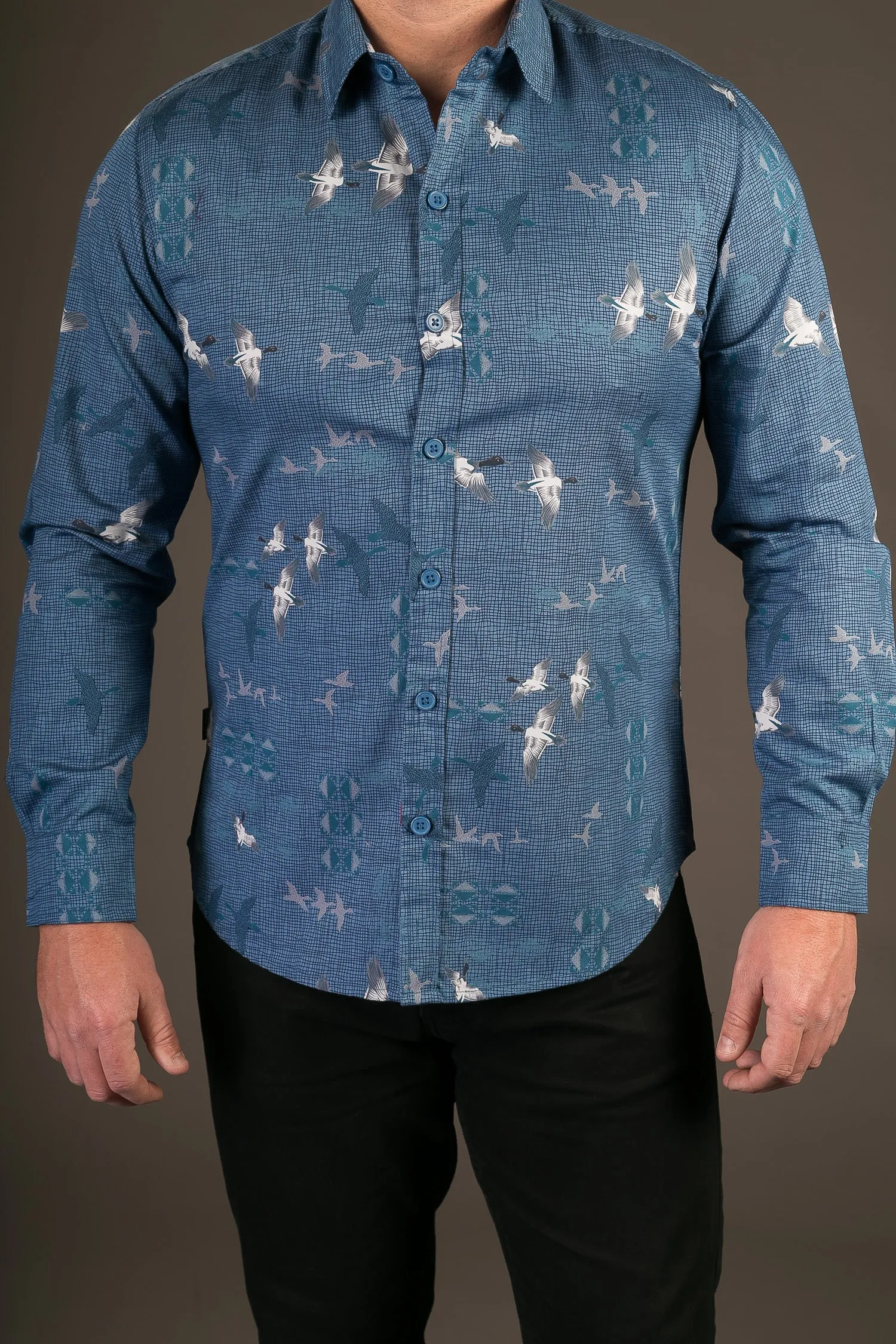 Blue White Geese Birds Print Cotton Slim and Regular Fit Mens Shirt Long Sleeve