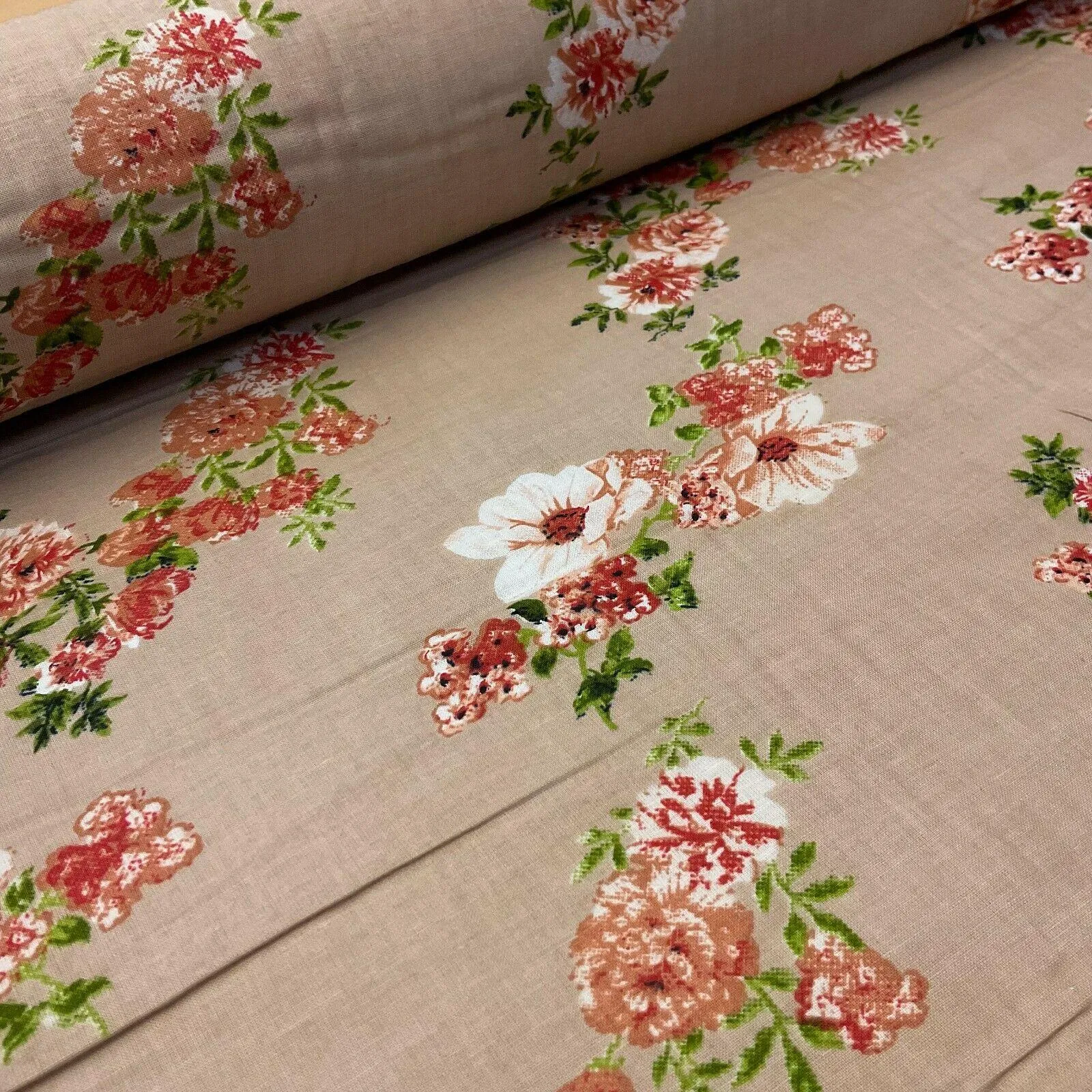 Cotton Lawn Voile Summer Floral Printed Dress fabric 111cm wide M1592