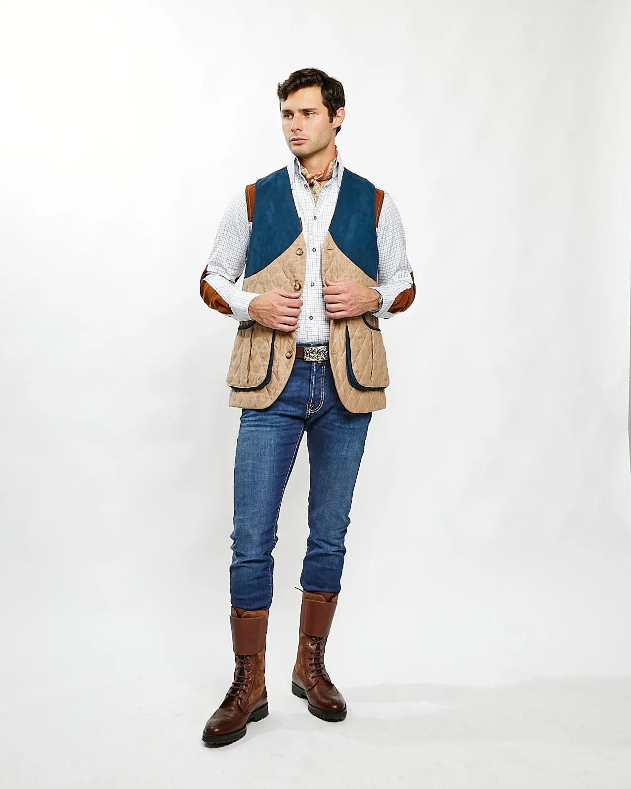 Gordon Field Vest in Tan Quilted Linen