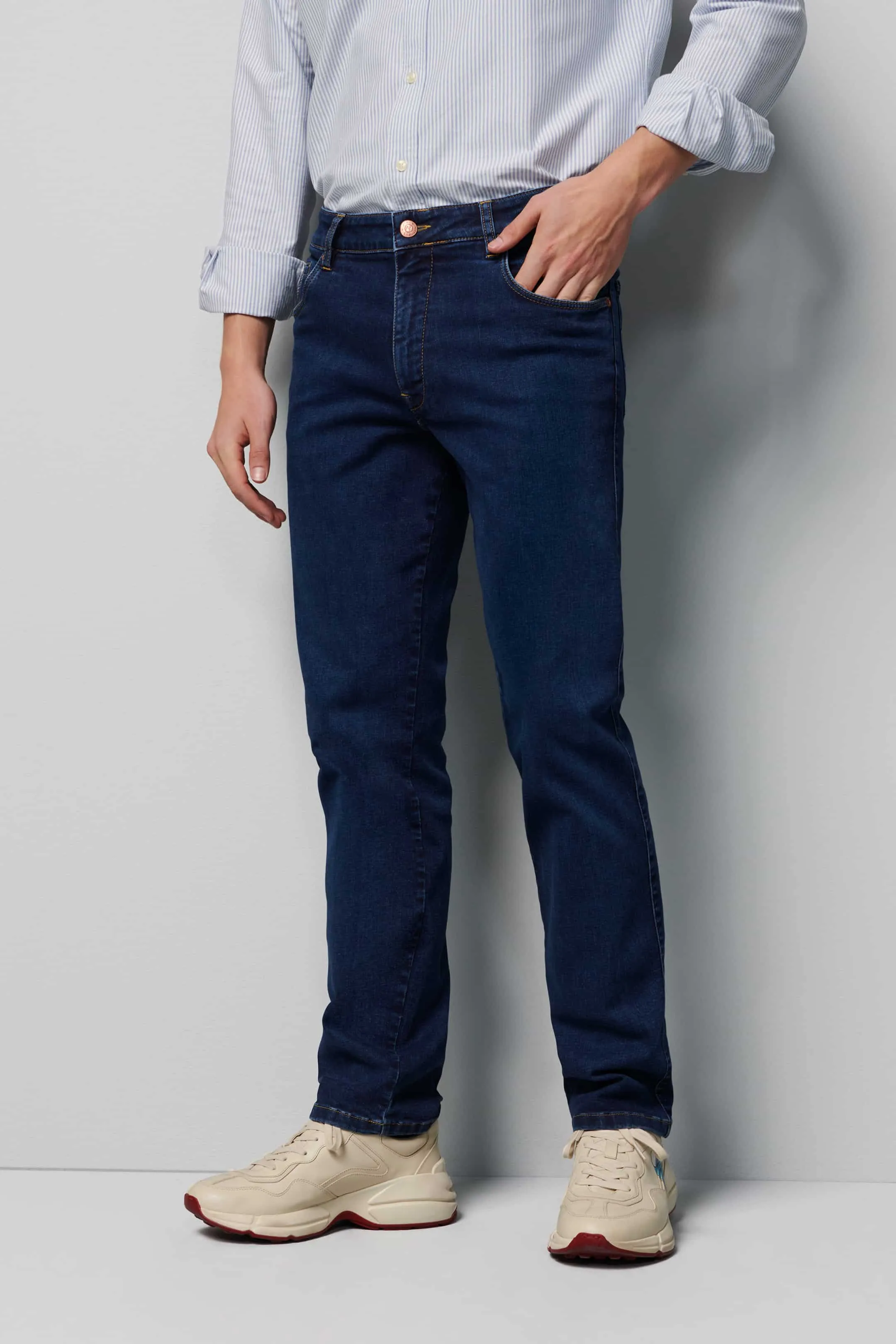 M5 - Regular Fit Denim Jeans