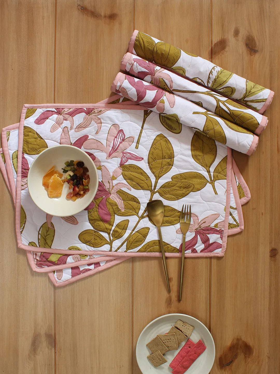 Senjana - Set Of 6 Placemats (Pink)