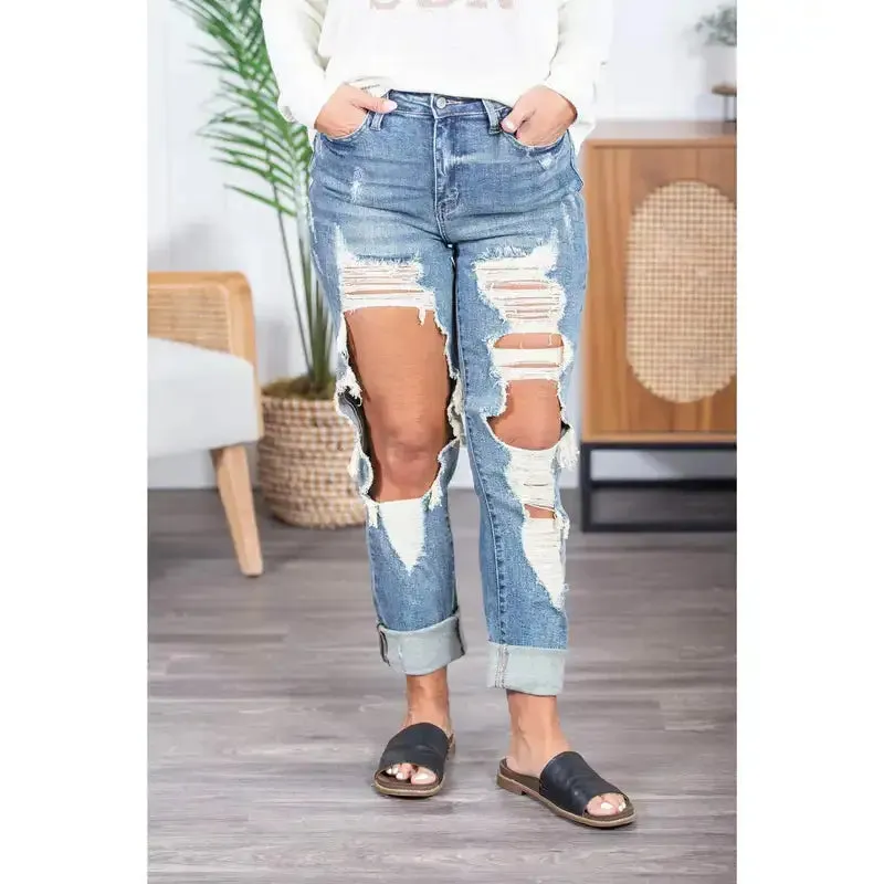 Straight Shooter Ripped Jeans^