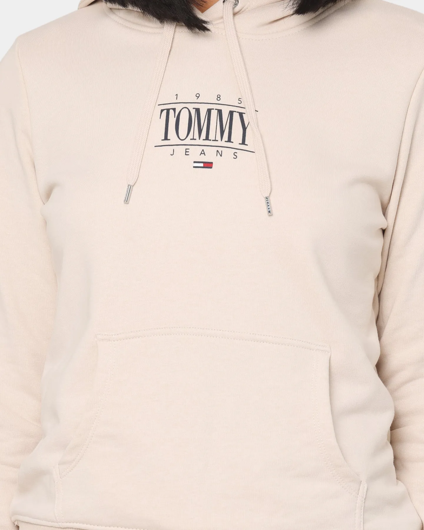 Tommy Jeans Women's Essential Logo Hoodie Smooth Stone