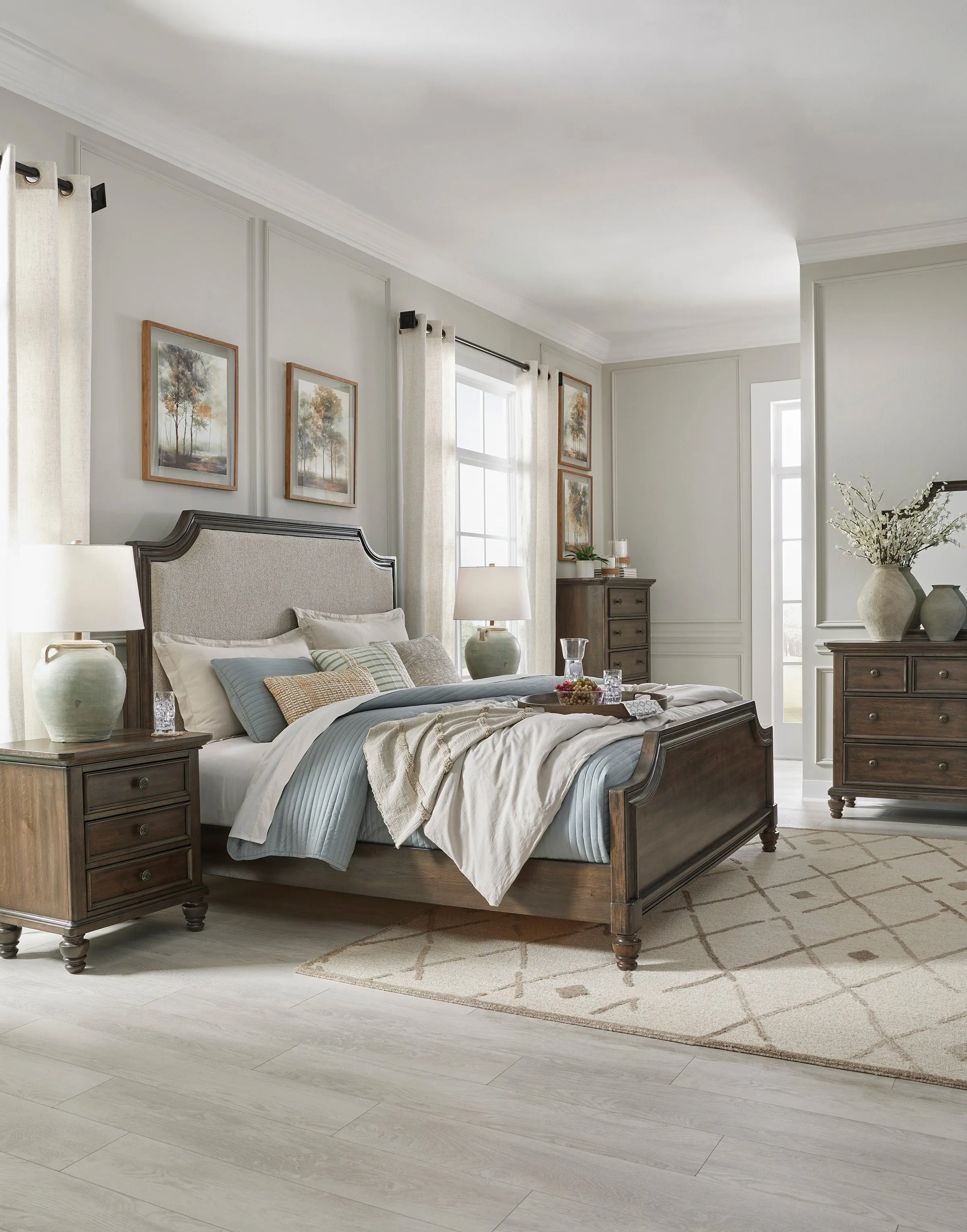 Veramond King Bedroom Set